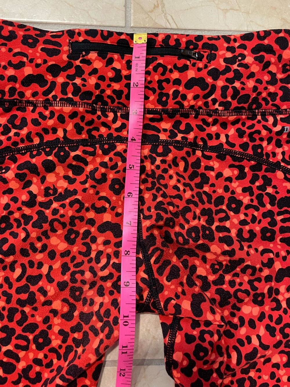 Nike Dri-Fit black & orange Leopard Print Leggings - Picture 12 of 13